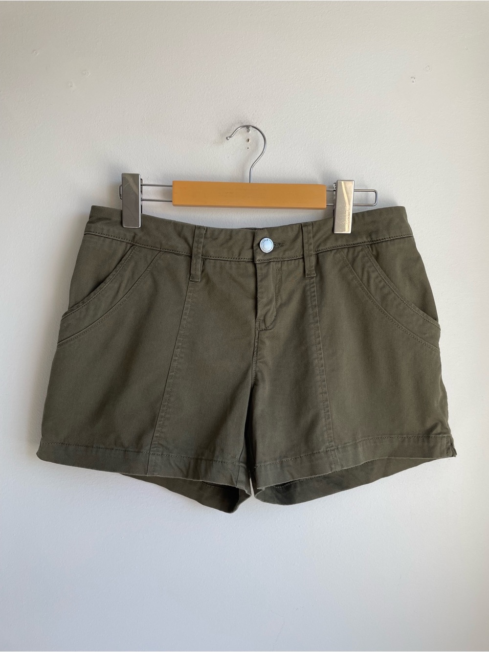 Lole Khaki Shorts size 4